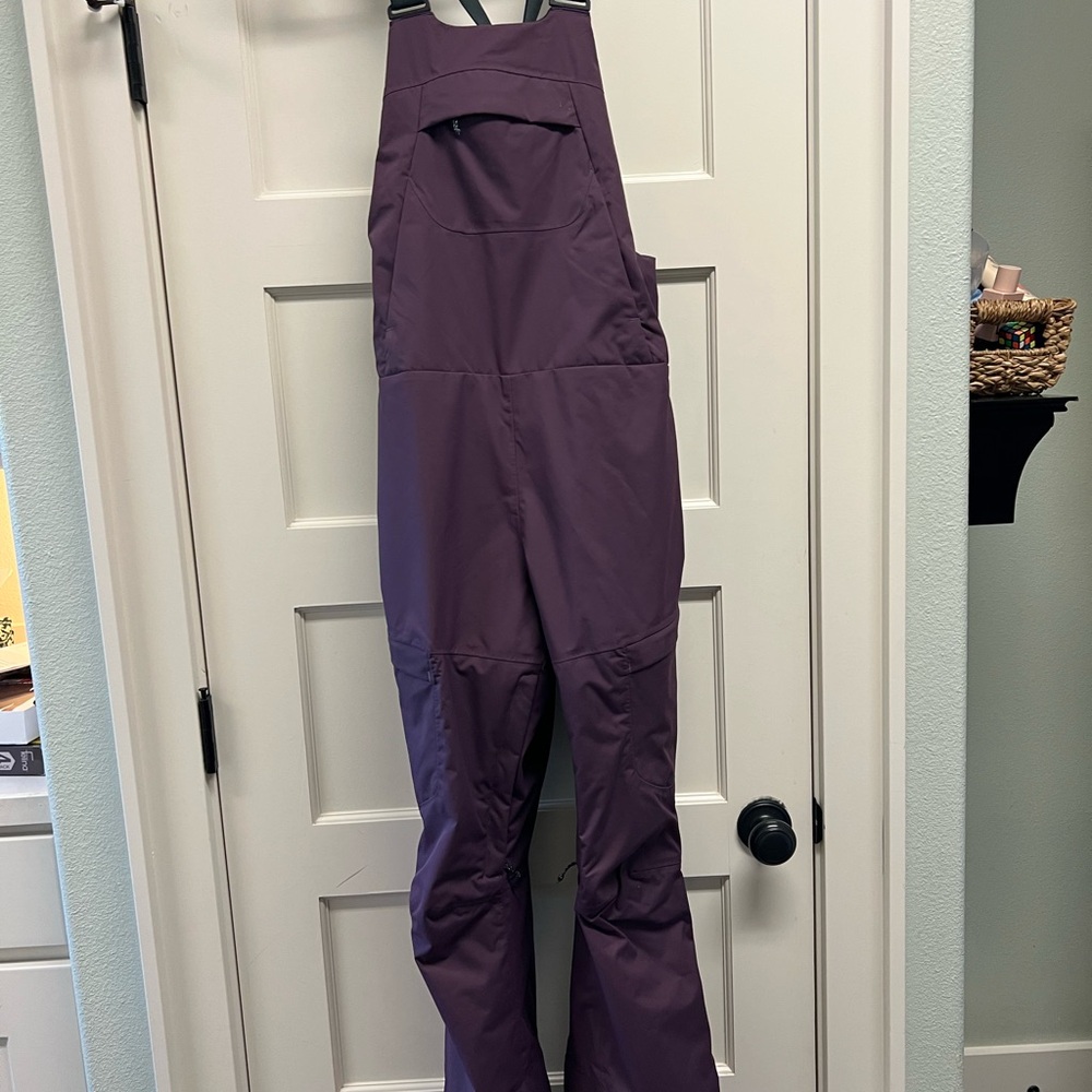 Women's ski bibs/ ski pants